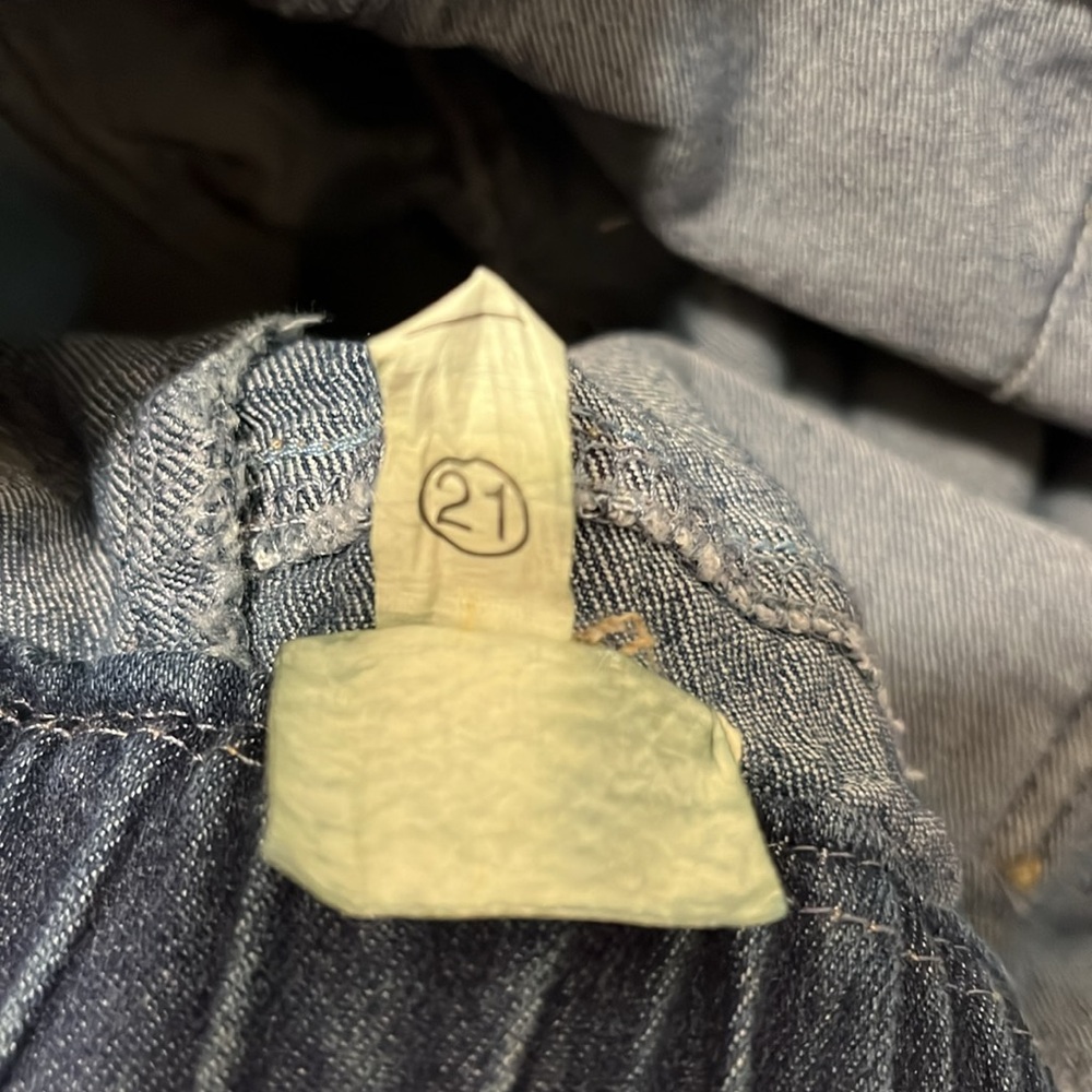 Hunyev Curvachic Jeans - Picture 8 of 14
